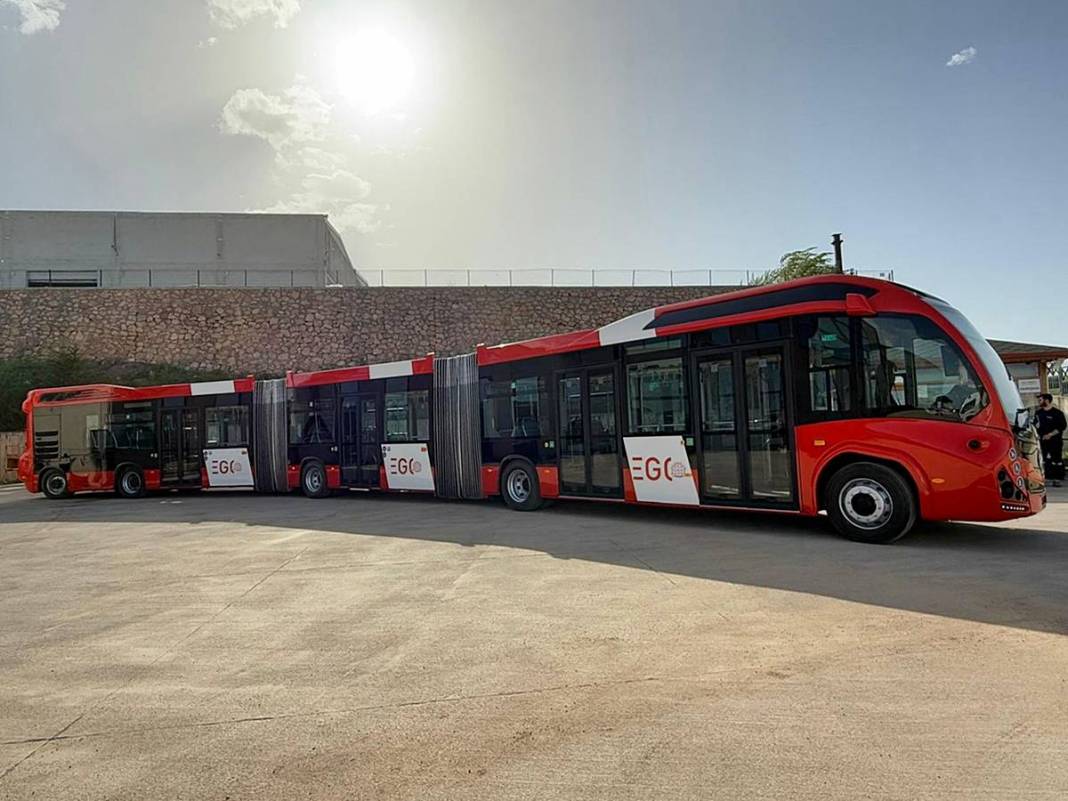 İlk metrobüs hattı Gölbaşı-Ulus arasında seferlere başlıyor: Araçlar gelmeye başladı! Ankaralılara hayırlı olsun 1